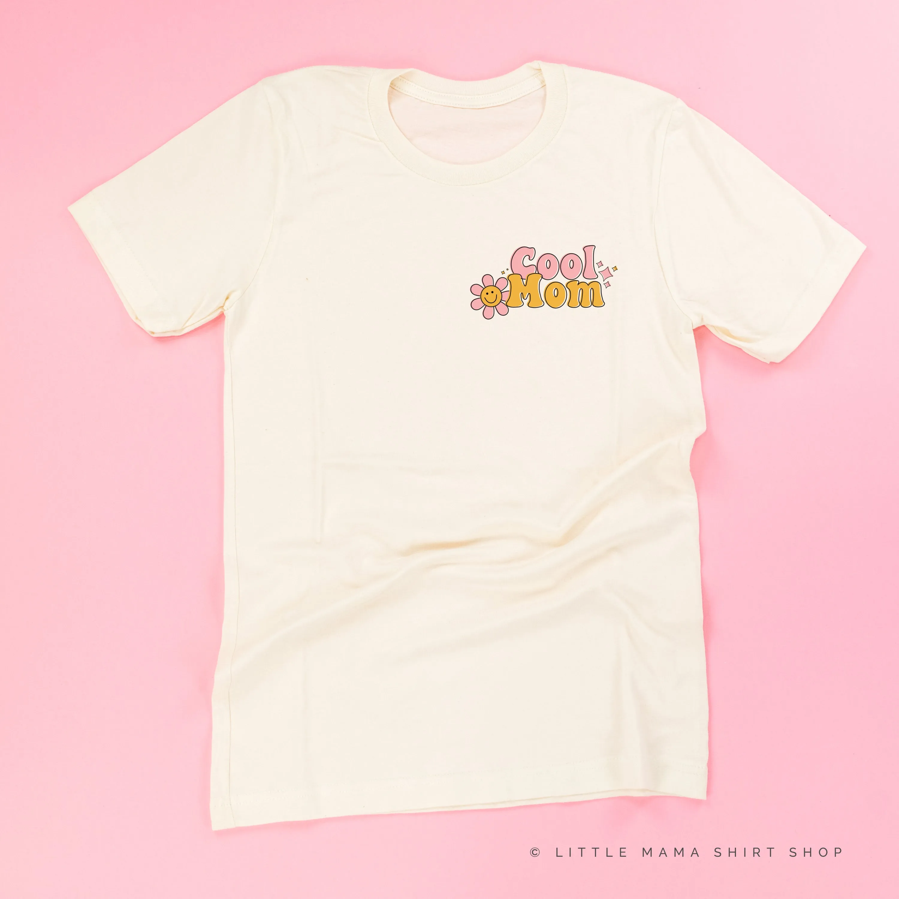 GROOVY FLOWER COOL MOM - Unisex Tee