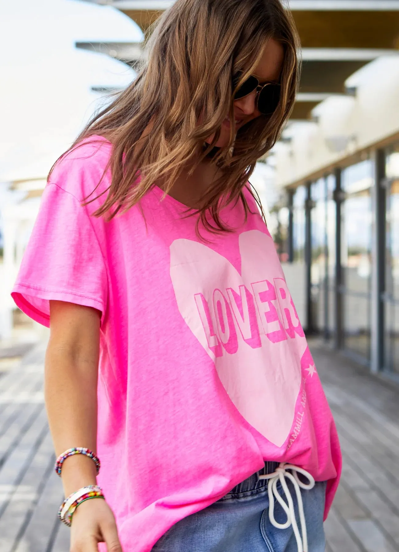HAMMILL & CO Womens Vintage Wash Lover Heart Tee - Hot Pink