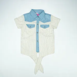 Light Denim Accent Tie-Front Short-Sleeve Shirt