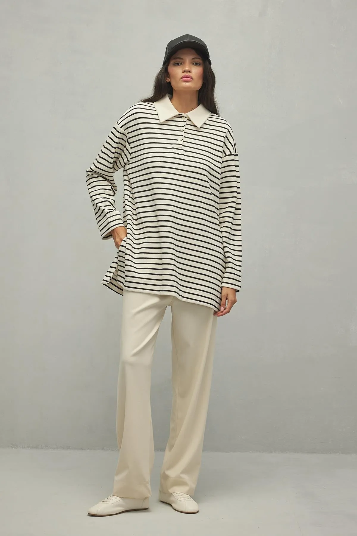 Polo Neck Sweatshirt Black Striped